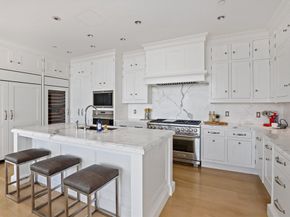 1 Franklin St PH3A, Boston MA 02110