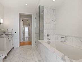 1 Franklin St PH3A, Boston MA 02110