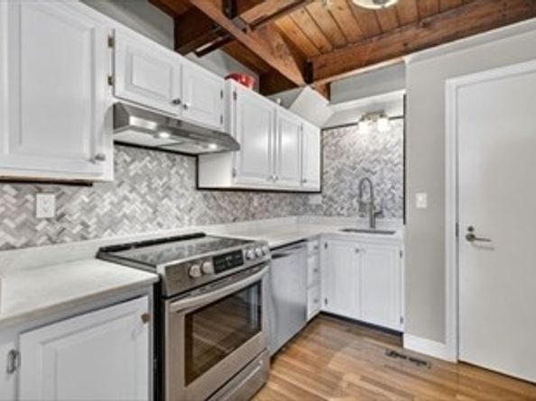 86 Wharf Street L6, Salem MA 01970