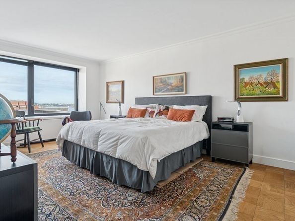 65 East India Row 9B, Boston MA 02110