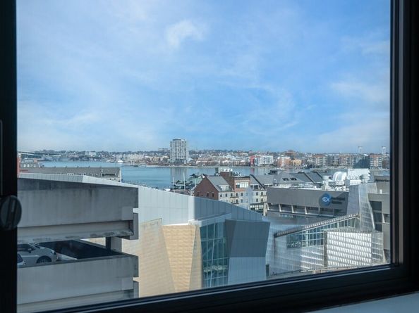 65 East India Row 9B, Boston MA 02110