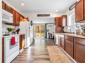 343 Monponsett St, Halifax MA 02338