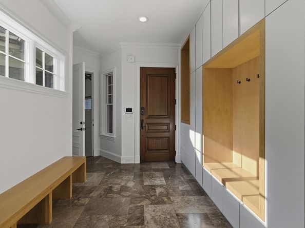 88 Cutler Ln, Brookline MA 02467