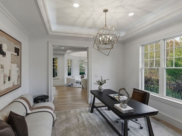 88 Cutler Ln, Brookline MA 02467