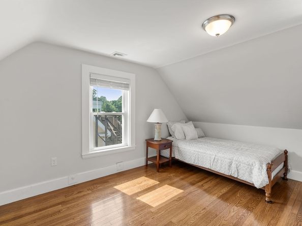 103 Belgrade Ave 2, Boston MA 02131