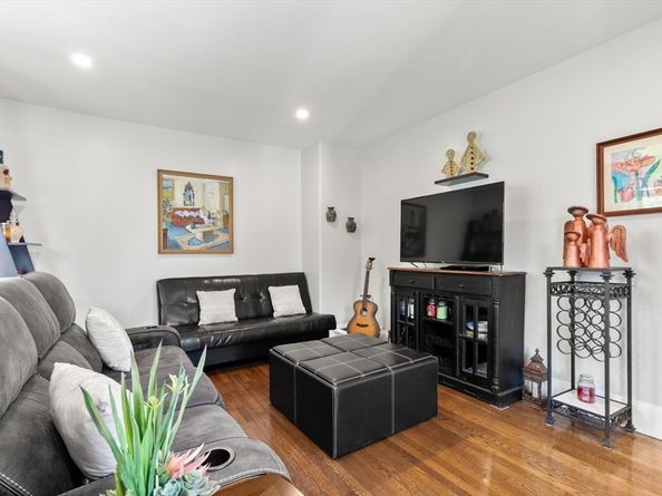 103 Belgrade Ave 2, Boston MA 02131