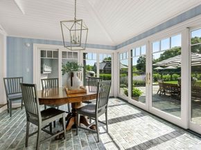 8 Rock Spring Ln, Southborough MA 01772