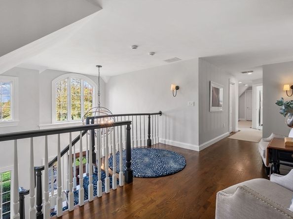 8 Rock Spring Ln, Southborough MA 01772