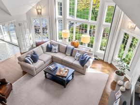 8 Rock Spring Ln, Southborough MA 01772