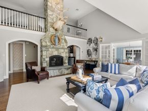 8 Rock Spring Ln, Southborough MA 01772