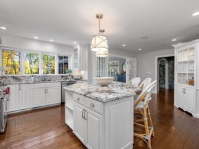 8 Rock Spring Ln, Southborough MA 01772