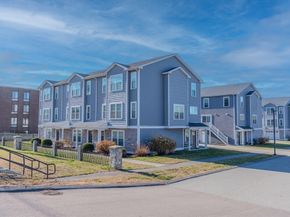 2 Mitchell Ln B, Weymouth MA 02190