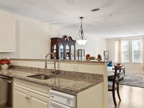 3 Harvest Dr 107, North Andover MA 01845