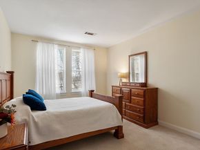 3 Harvest Dr 107, North Andover MA 01845