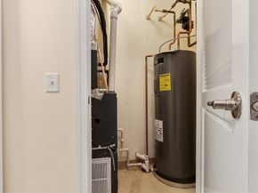 3 Harvest Dr 107, North Andover MA 01845