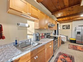 249 Pleasant St, Southbridge MA 01550