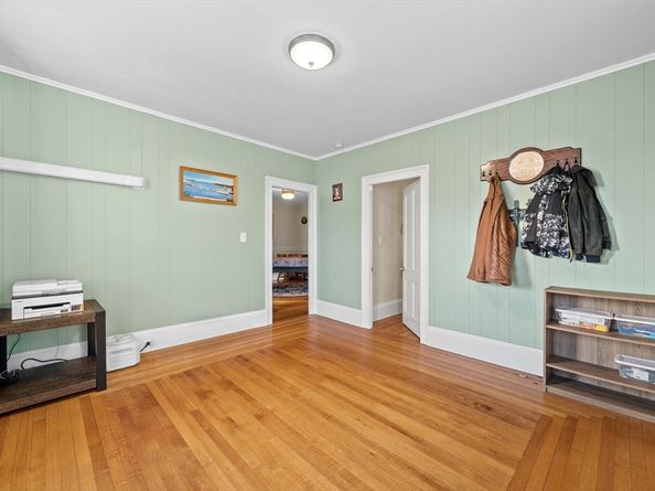 249 Pleasant St, Southbridge MA 01550