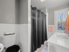 249 Pleasant St, Southbridge MA 01550