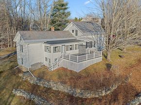 249 Pleasant St, Southbridge MA 01550