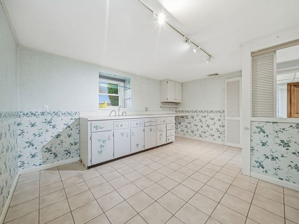 2 Witham Street, Lynnfield MA 01940