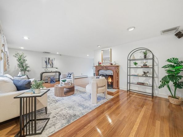 2 Witham Street, Lynnfield MA 01940