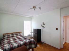 44 Broadlawn Park 22A, Boston MA 02467