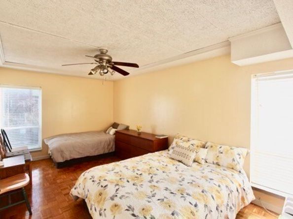 44 Broadlawn Park 22A, Boston MA 02467