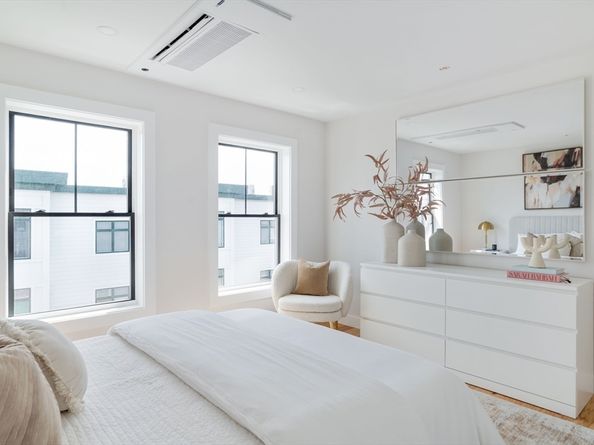 655 Saratoga Street 201, Boston MA 02128