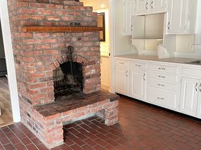 206-208 Hinghm Street, Rockland MA 02370