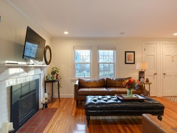 66 Channing Rd 66, Belmont MA 02478