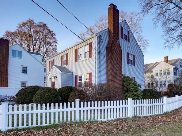 66 Channing Rd 66, Belmont MA 02478