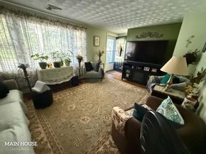 347 Ash St, Reading MA 01867