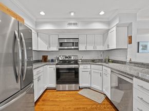 27R West St 4, Beverly MA 01915