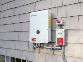 77 Lovewell St, Gardner MA 01440