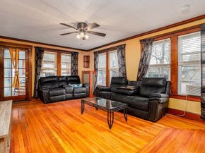 77 Lovewell St, Gardner MA 01440