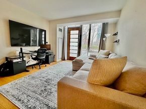 2 Earhart 121, Cambridge MA 02141