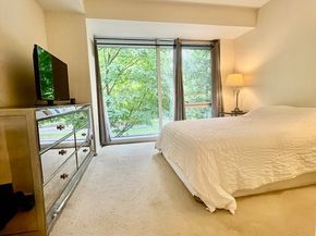 2 Earhart 121, Cambridge MA 02141