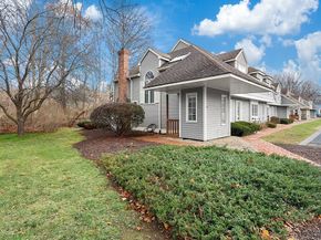 3 Strathmore Shire Dr A, Uxbridge MA 01569