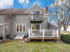 3 Strathmore Shire Dr A, Uxbridge MA 01569