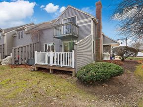 3 Strathmore Shire Dr A, Uxbridge MA 01569
