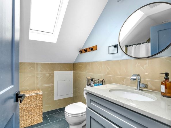 61 Shepton St, Boston MA 02124