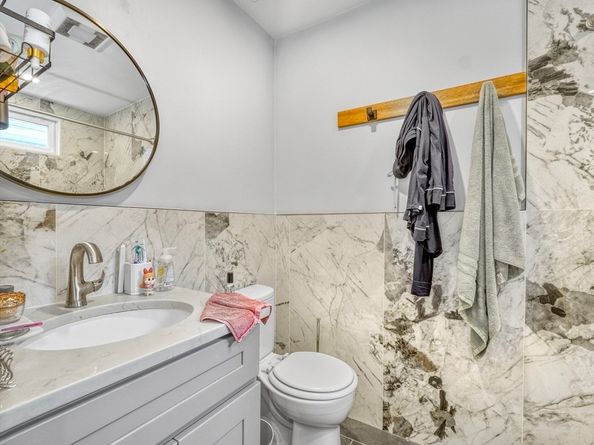 61 Shepton St, Boston MA 02124