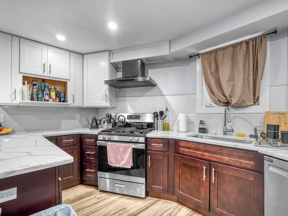 61 Shepton St, Boston MA 02124