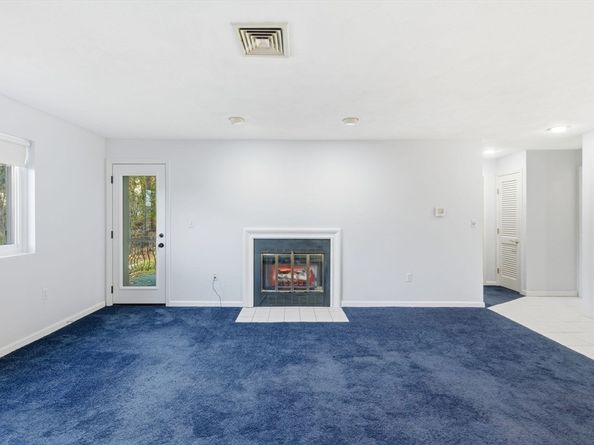 9 Thomas St. C11, Saugus MA 01906