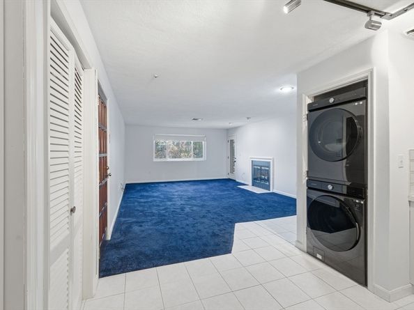 9 Thomas St. C11, Saugus MA 01906