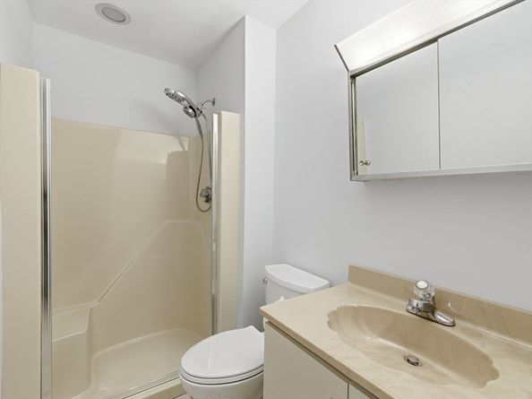 9 Thomas St. C11, Saugus MA 01906