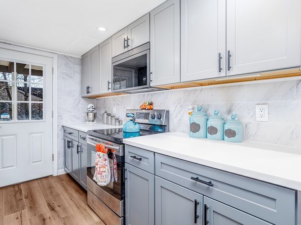 18 Corey Hill Rd, Ashburnham MA 01430