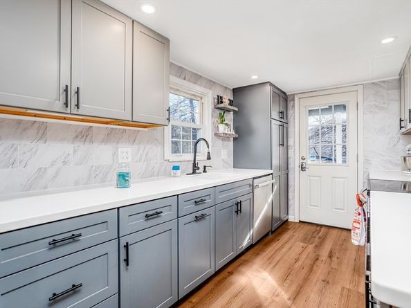 18 Corey Hill Rd, Ashburnham MA 01430