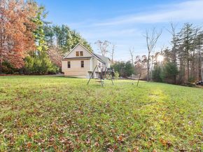 676 Franklin St, Duxbury MA 02332