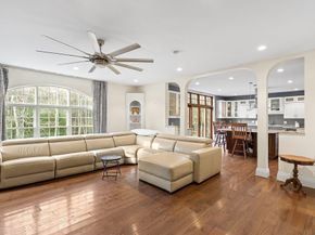 676 Franklin St, Duxbury MA 02332